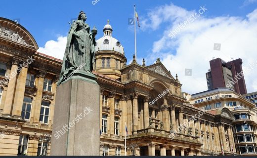 stock-photo-statue-of-queen-victoria-with-the-council-house-to-the-rear-victoria-square-birmingham-west-195983624 stock-photo-statue-of-queen-victoria-with-the-council-house-to-the-rear-victoria-square-birmingham-west-195983624